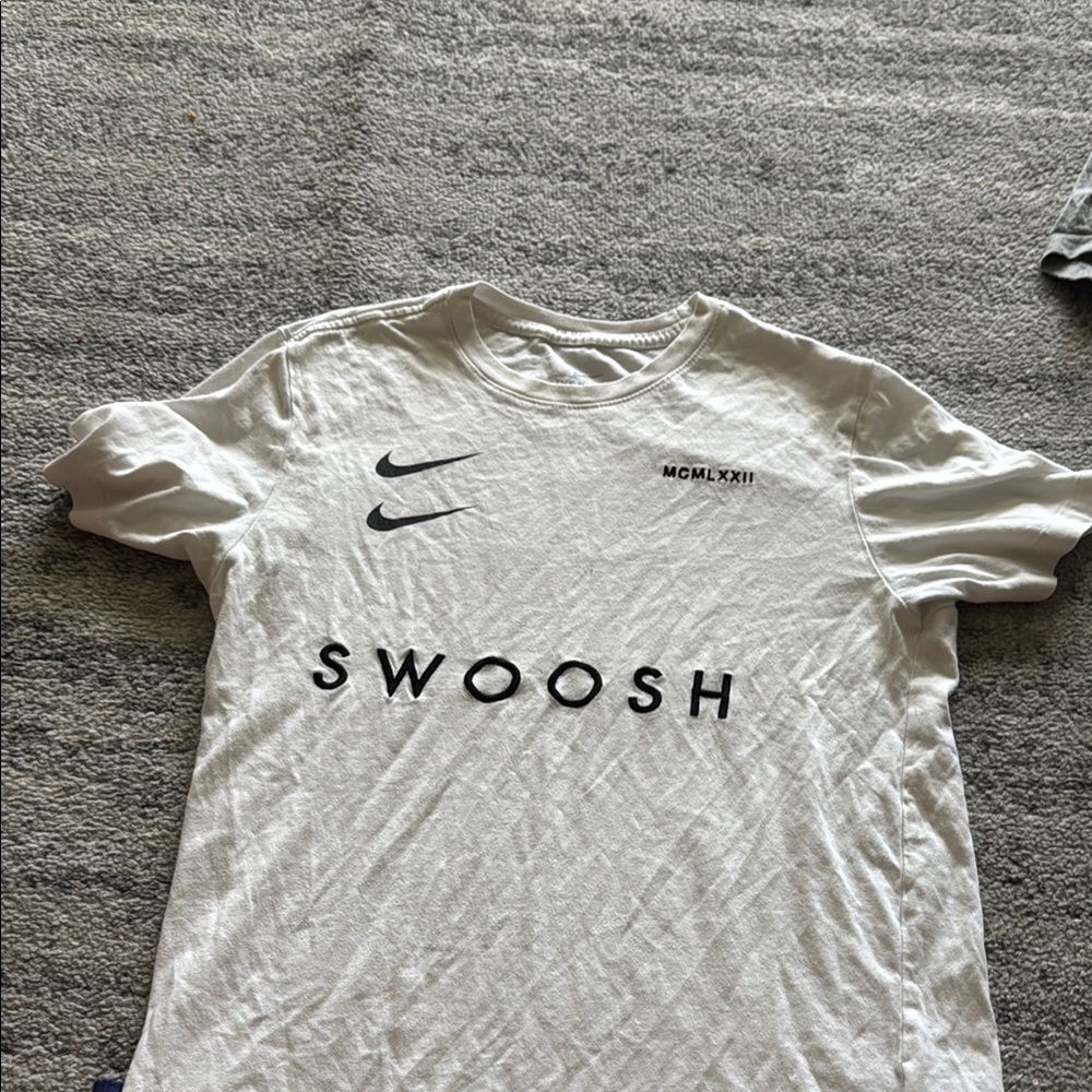 Nike Swoosh Gray T-Shirt